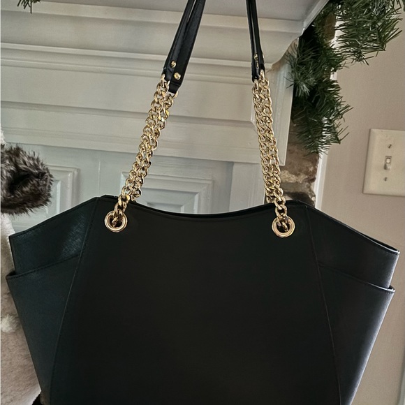 Michael Kors Jet Set Shoulder Bag - Picture 3 of 10